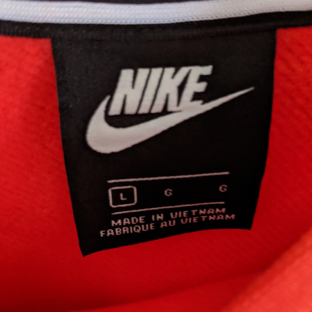 Worn once Nike sweatshirt - Picture 3 of 6